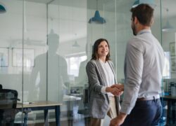 Jak aranżacja biura przyciąga talenty – employer branding